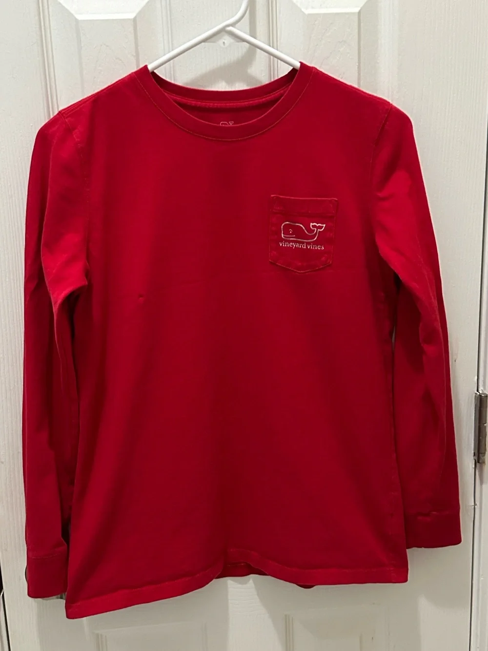 Vineyard Vines kids Vintage Whale Long-Sleeve Pocket Tee size XL Red